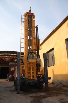 crawler-type drilling machinery 400S